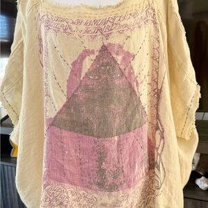 Magnolia Pearl Beige and Pink Graphic Tunic